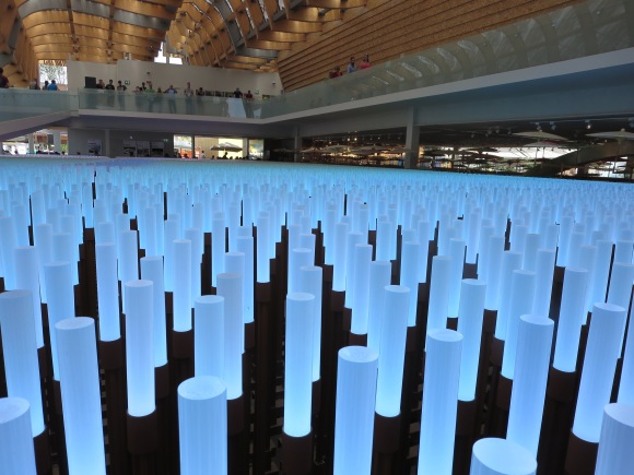20,000 LEDs form a room-sized floor display in the China pavilion.