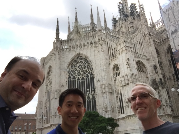 At the Duomo with Vladimir and Pat Doyle.  (Selfie photo credit: Vladimir Bulović)